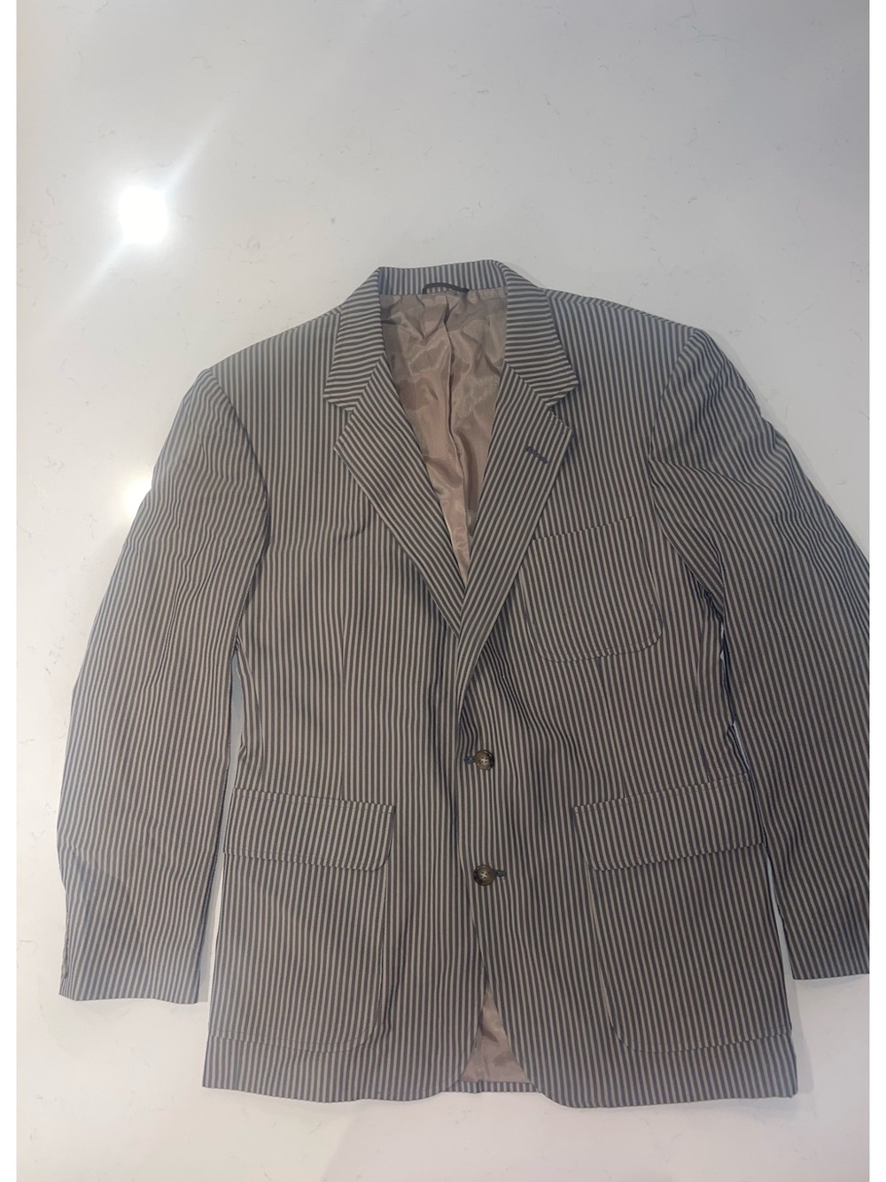 Norm Thompson Men’s seersucker  Striped Blazer Gray Tan tone on tone jacket